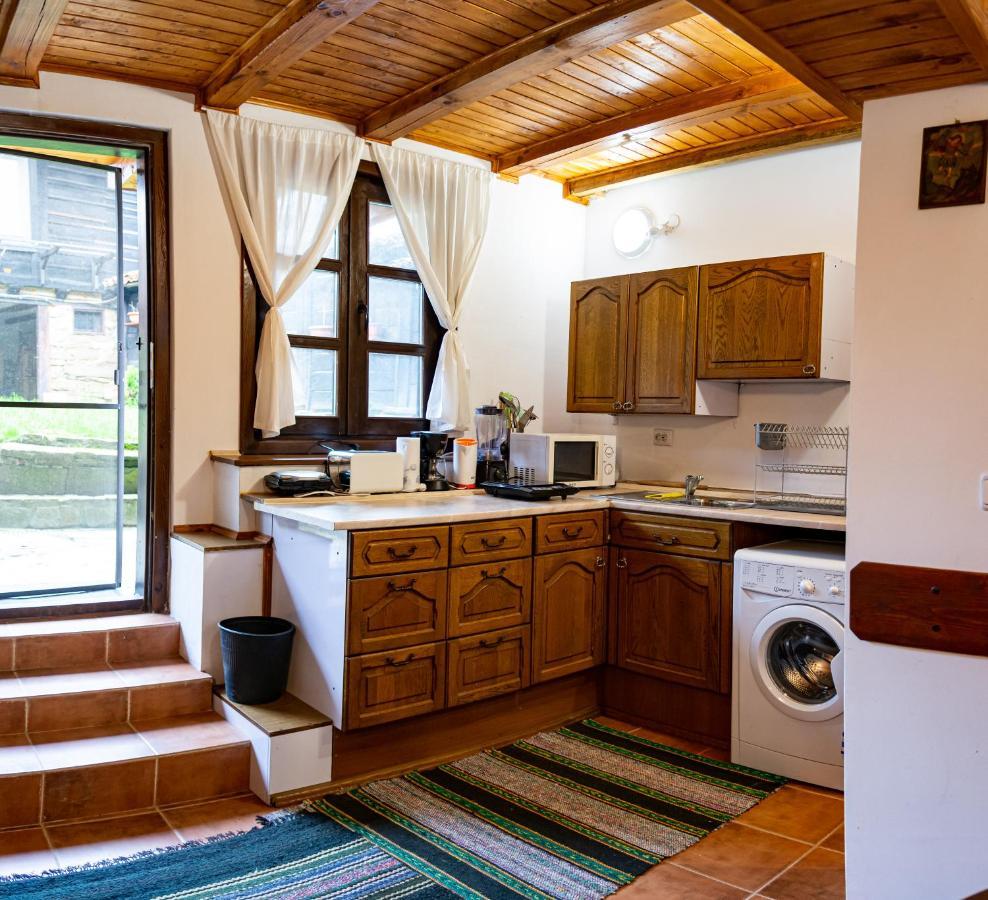 Razsukanova House , Разсукановата Къща Elena Kültér fotó